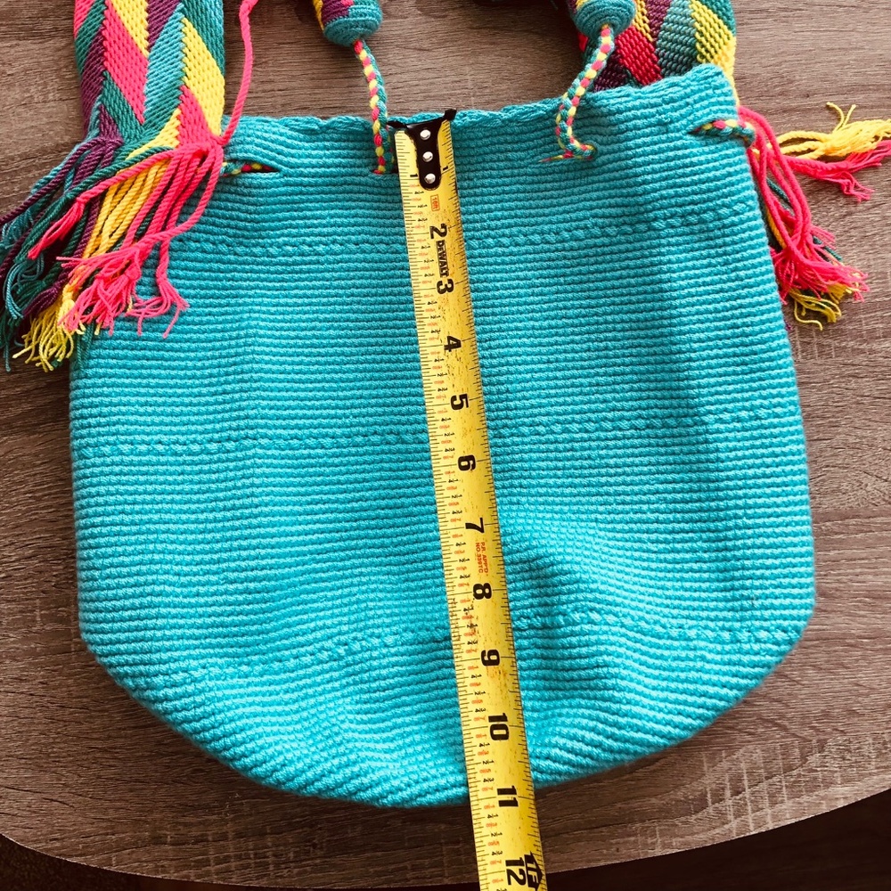 Authentic Wayuu bag / mint green color / multicolored strap/ Size L - Picture 7 of 7